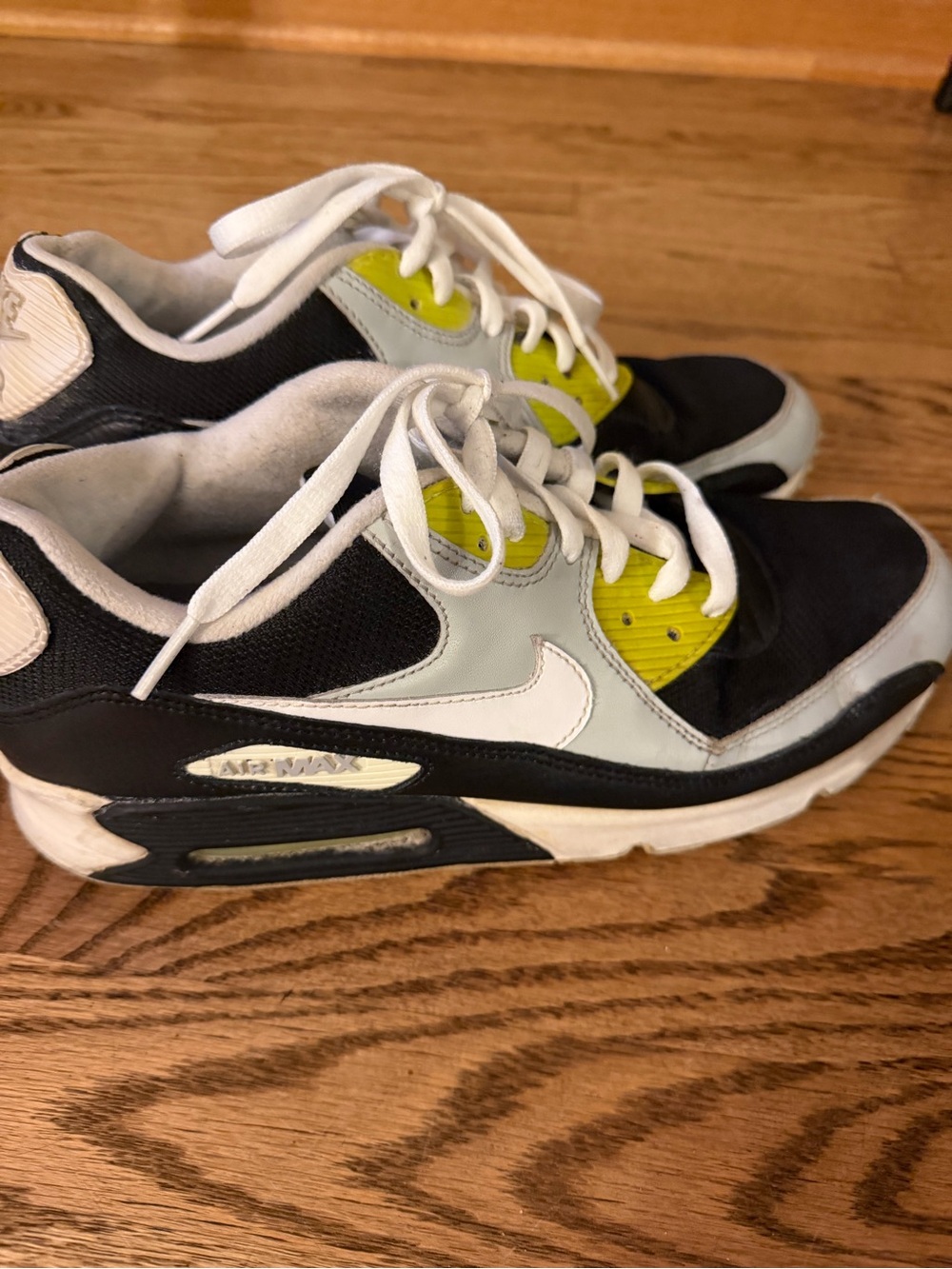 Nike air max Black White & Neon Yellow Men's Athletic Sneakers
